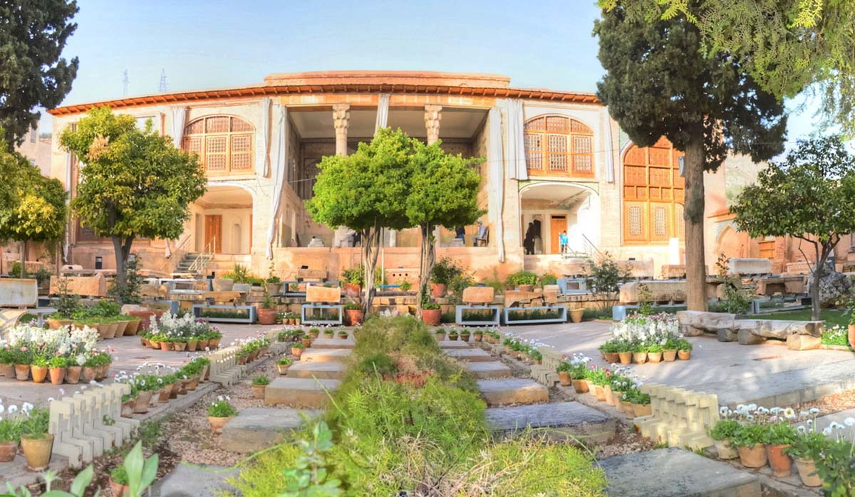 معرفی‌ باغ‌های شیراز