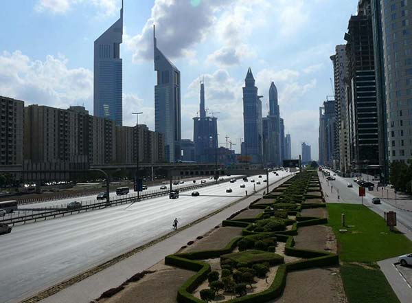 تاریخچه خیابان شیخ زاید دبی