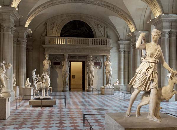 ش مجسمه ها و تندیس ها در موزه لوور پاریس