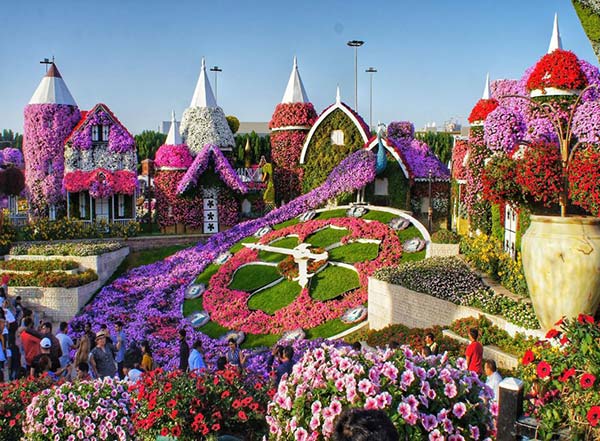 بزرگترین باغ گل دنیا در دل صحرای دبی (باغ گل معجزه دبی)
