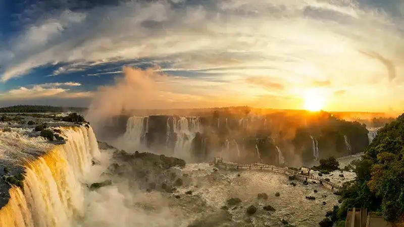 تاریخچه آبشار ایگواسو