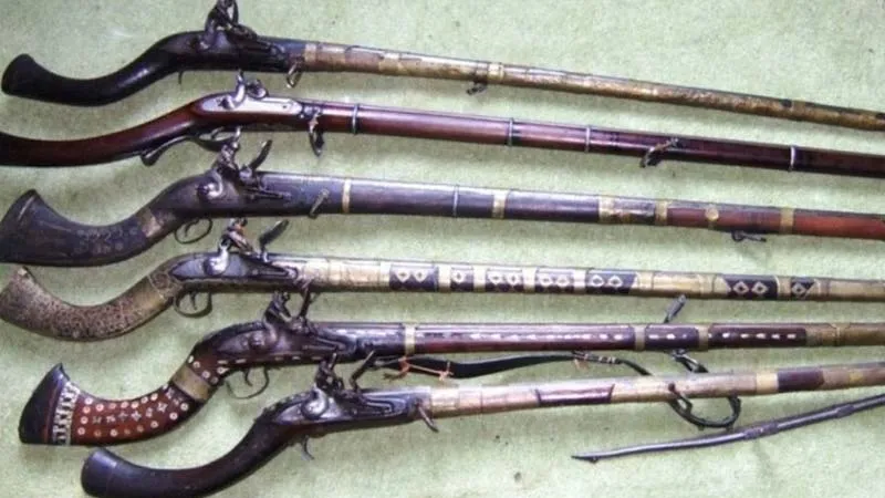 تفنگ فتیله‌ای عربی سوغات دبی