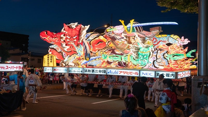 فستیوال نبوتا آئوموری
