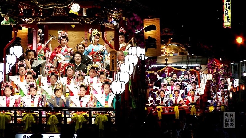 3. جشنواره فانوس نیهونماتسو (Nihonmatsu Chochin Matsuri)