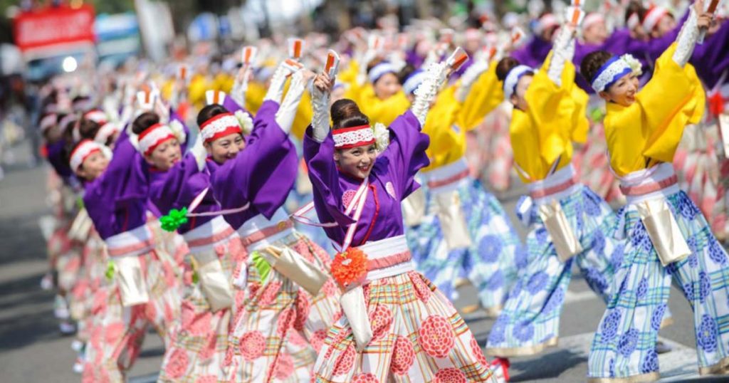 جشن رقص و موسیقی در کوچی - یوساکوی ماتسوری (Yosakoi Matsuri)
