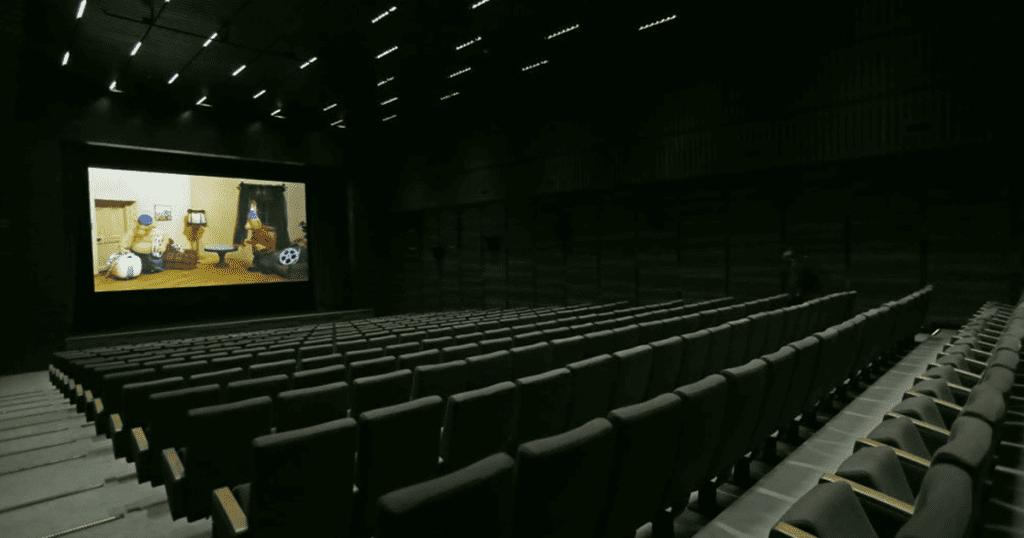 پردیس سینمایی چارسو 