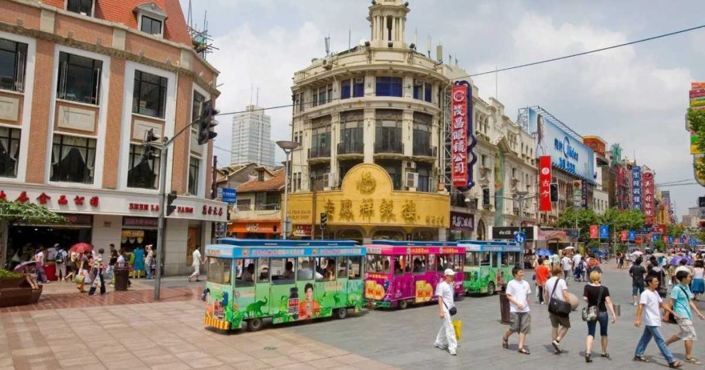 نانجینگ رود (Nanjing Road) بازارهای چین