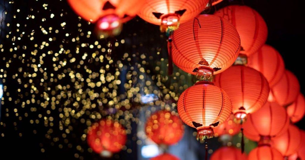 جشنواره فانوس چین، لذت رقص نور در شب