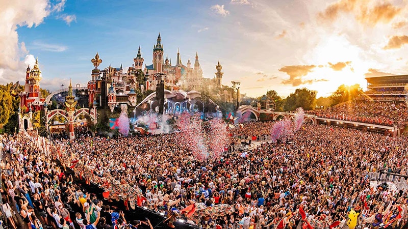 Tomorrowland - بوم، بلژیک؛ از بزرگترین فستیوال های موسیقی اروپا