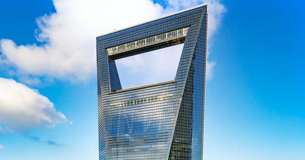 برج مرکز مالی جهانی شانگهای، چین (Shanghai World Financial Center) یکی از بزرگ ترین برج های جهان 