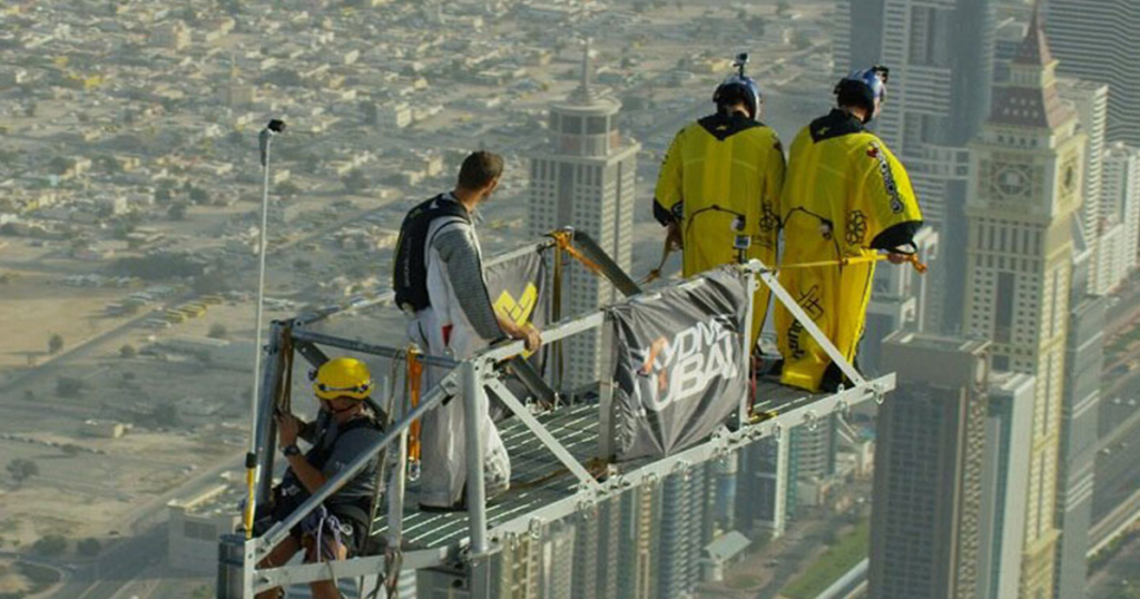 بانجی جامپینگ برج خلیفه 