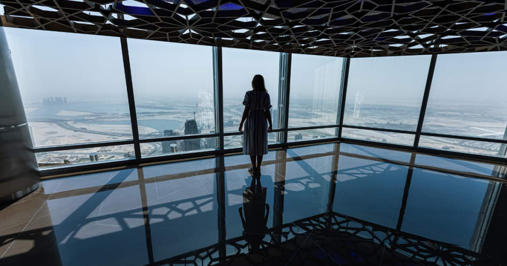 سالن sky برج خلیفه 
