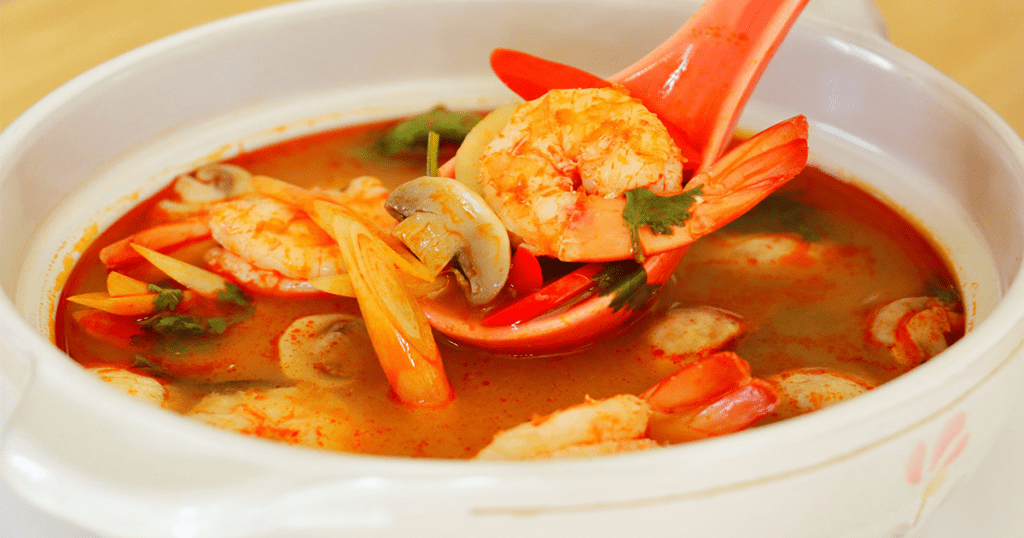 تام یام گونگ (Tom Yum Goong) از بهترین غذاهای تایلندی