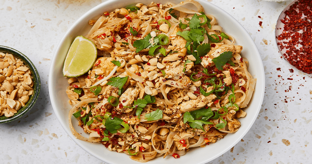  پد تای (Pad Thai) یکی از بهترین غذاهای تایلند