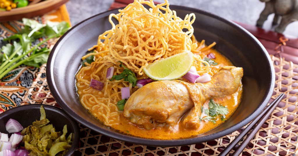 خائو سوئی (Khao Soi ) یکی از بهترین غذاهای تایلندی