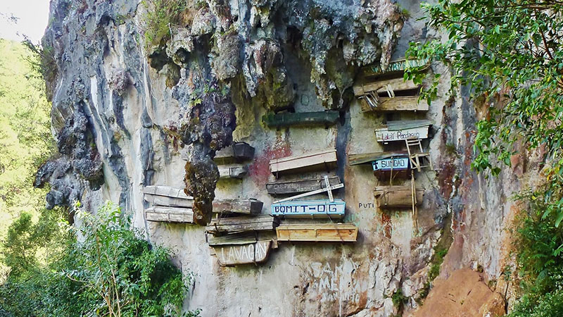 تابوت های آویزان، فیلیپین (Hanging Coffins, Philippines)