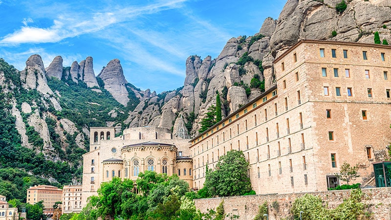 کلیسای مونستری سانتا ماریا د مونتسرات (Monastery of Santa Maria de Montserrat)