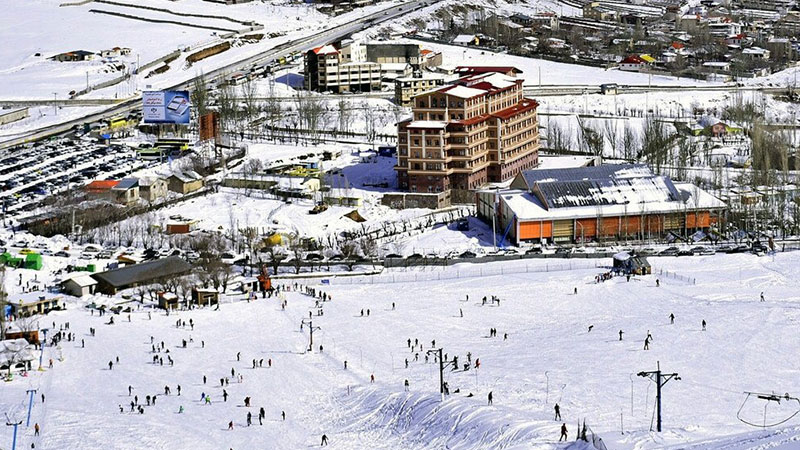 ورزشهای زمستانی در پیست اسکی آبالی از جاهای تفریحی وان ترکیه
