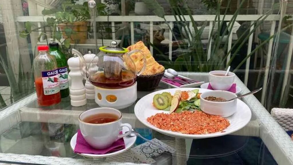 بهترین کافههای صبحانه مشهد