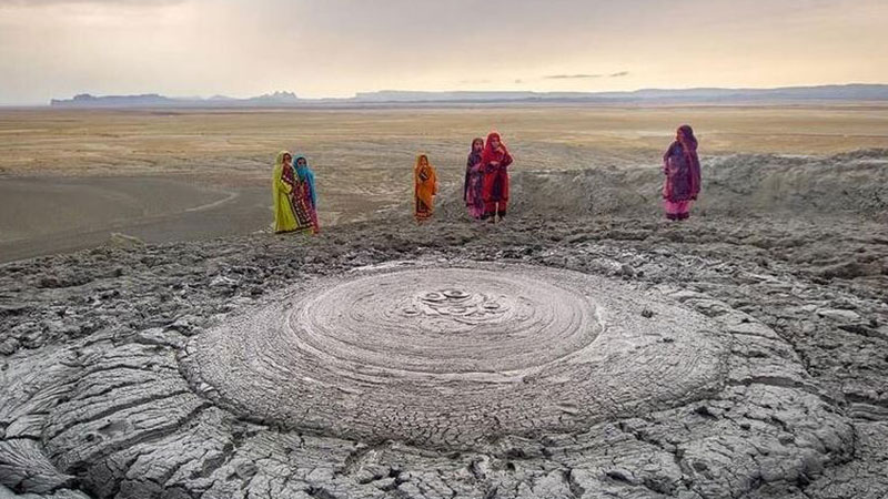 گل‌افشان از جاهای دیدنی چابهار