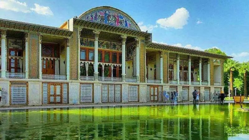 چگونه به باغ عفیفآباد شیراز برویم؟