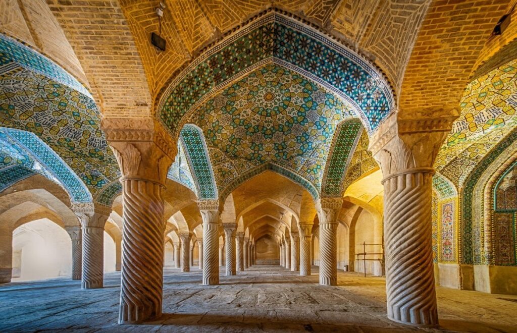 مسجد وکیل؛ شاهکار معماری مذهبی در دل جاذبه‌های تاریخی شیراز
