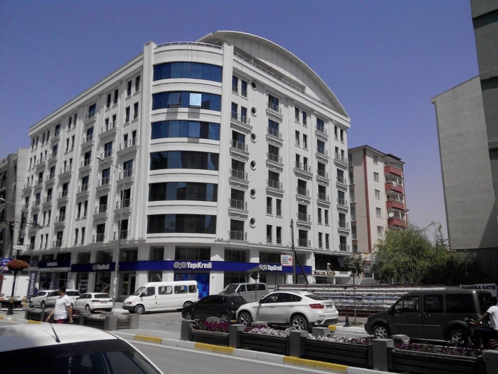 در شهر وان کجا اقامت کنیم؟